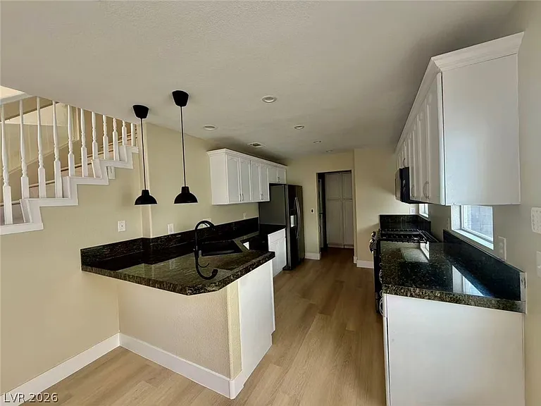 3330 Cheltenham St — Photo 5