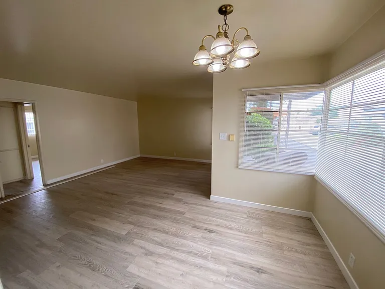 5712 N Charlotte Ave — Photo 27