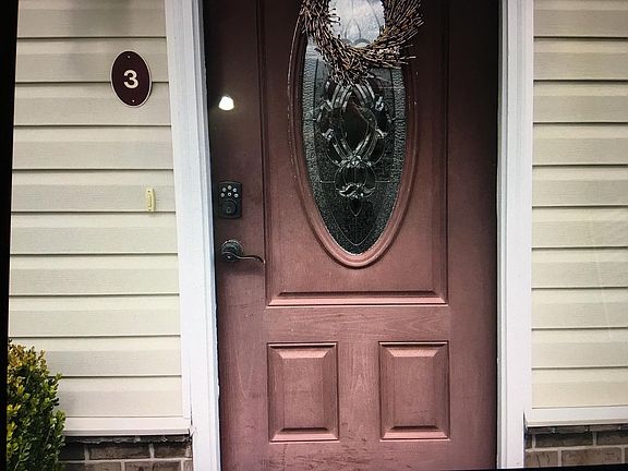 2nd image of 614 N Center St
