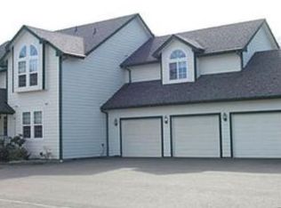 1017 SW 120th St, Seattle, WA 98146