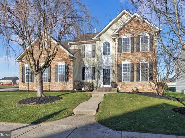 2551 Village Rd, Dover, PA 17315
