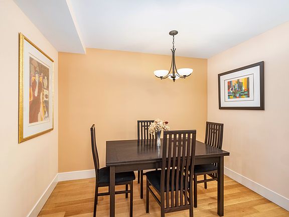 3rd image of 310 Lexington Ave APT 6H