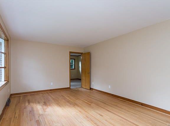 3rd image of 5948 Pocosham Dr