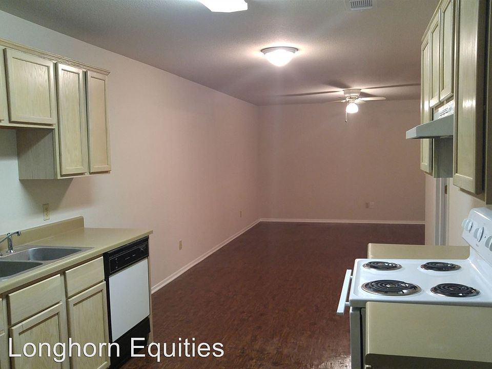 2nd image of 2810 James Rd