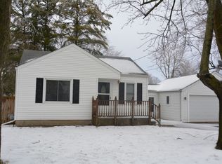 1333 Merle Ave, Burton, MI 48509