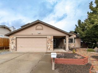 6685 Enchanted Valley Dr, Reno, NV 89523