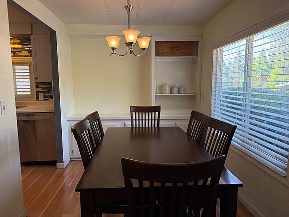 4th image of 2 Primrose Ln