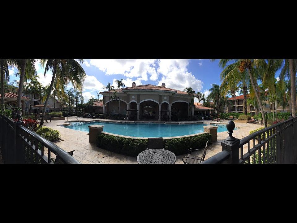 1st image of 140 SW 117th Ave #4201