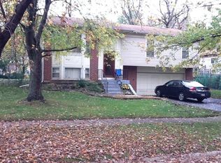 317 Lancelot Ct, Bolingbrook, IL 60440