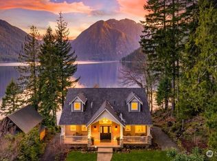 441 N Potlatch Dr N, Hoodsport, WA 98548