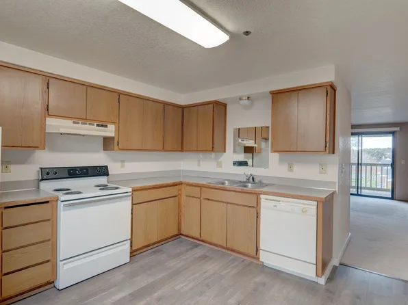 M1368 - Serenity Apartments 1084 SE 4th Ave, 1084 SE 4th Ave APT 203, Oak Harbor, WA 98277