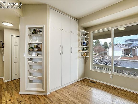 5th image of 1240 Whistler Hollow Dr