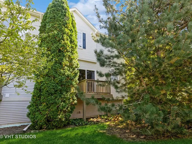 271 Evergreen Cir #271 — Photo 3