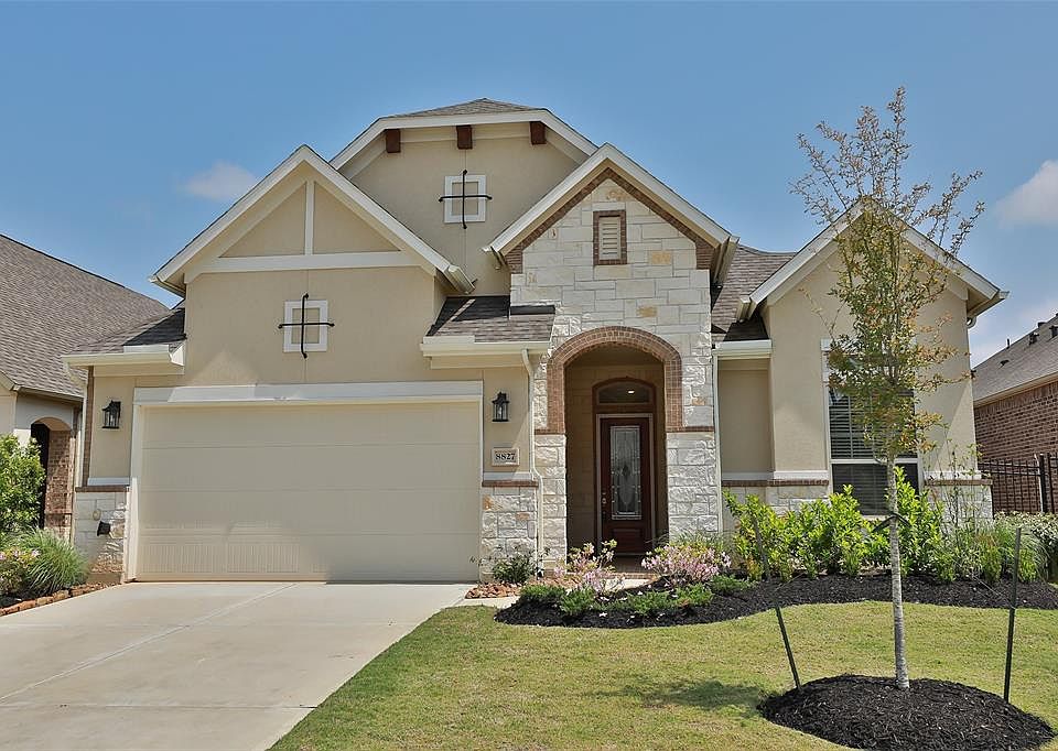 NEVER LIVED IN and pristine 3 bedroom patio home with study