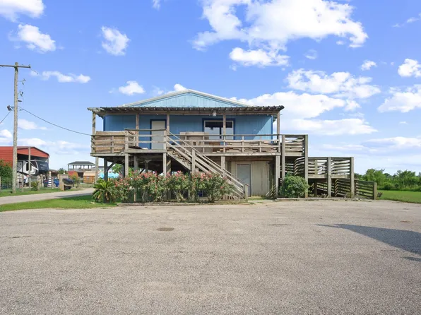 990 S Alma Rd, Pt Bolivar, TX 77650