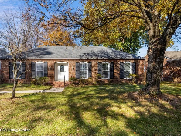 7007 Peppermill Ln, Spring Mill, KY 40228