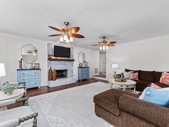 5th image of 348 Old Sudlow Lake Rd