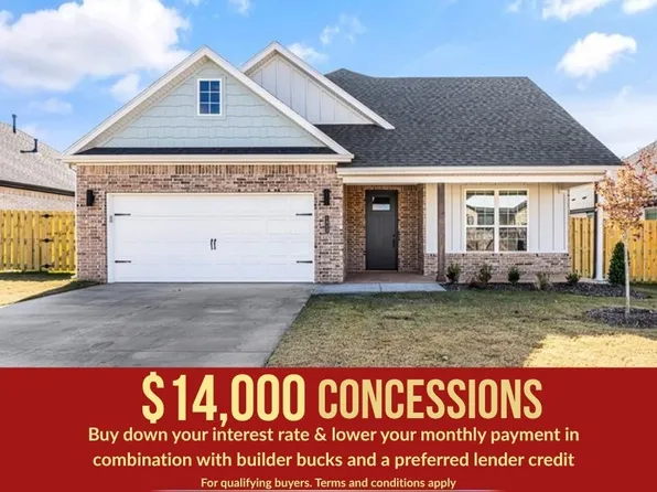 1913 Farmer St, Pea Ridge, AR 72751