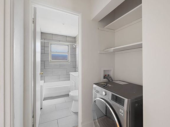 3rd image of 605 Elmwood Ave APT N2