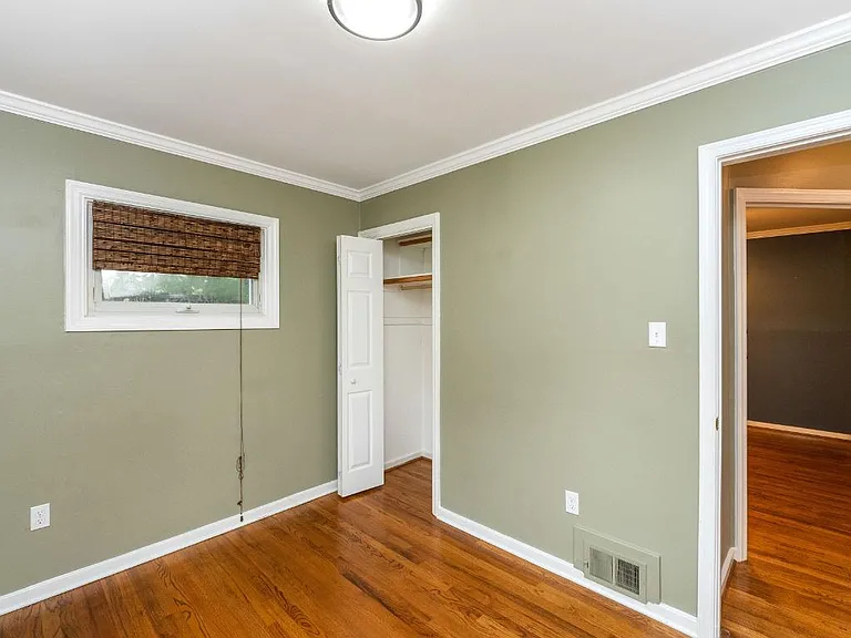 6814 Duke Dr — Photo 9