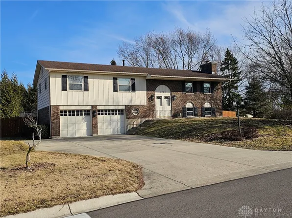 1792 Wilene Dr, Dayton, OH 45432