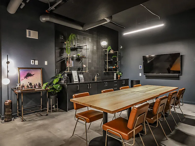Woodworth Apartments | Vibrant & Luxurious Living in Capitol Hill — Photo 9