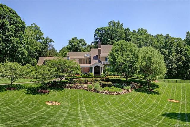 1st image of 910 Maplewood Ln