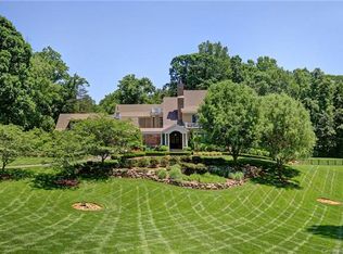 910 Maplewood Ln, Statesville, NC 28625