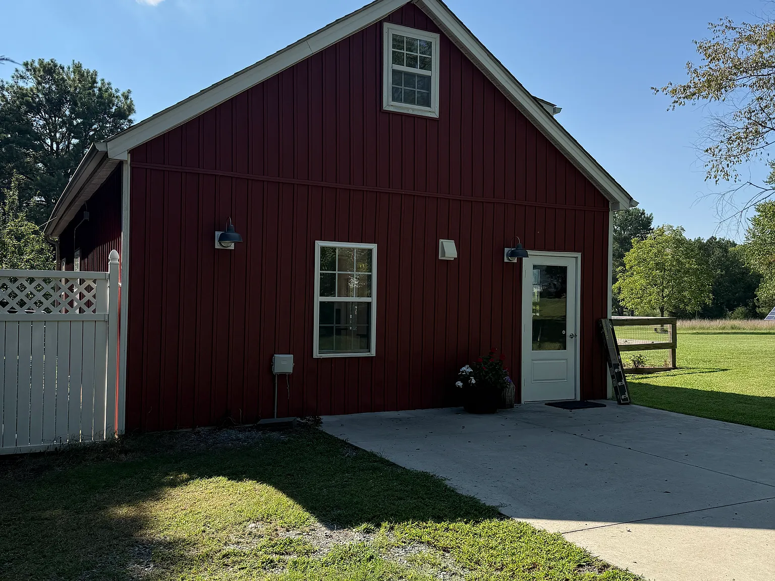 1 bed, 1050 sqft, $1,400 — Photo 1