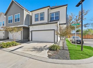 6704 Parker Grove Ln, Houston, TX 77076