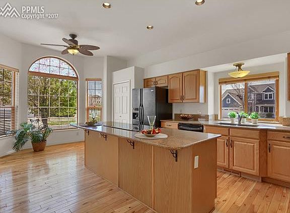 3rd image of 9010 Tuscany Way
