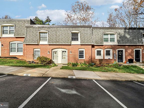3rd image of 5912 Minutemen Rd #295