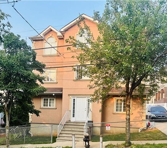 1st image of 133 Bismark Ave