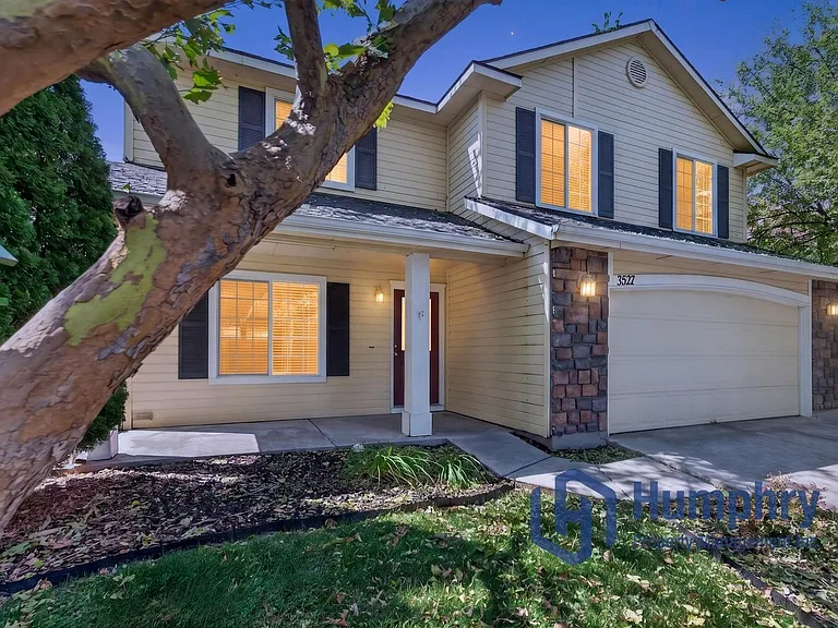 3527 E Hand Cart Ln — Photo 3