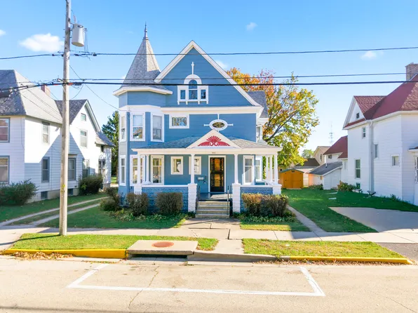 220 W Lincoln Ave, Belvidere, IL 61008