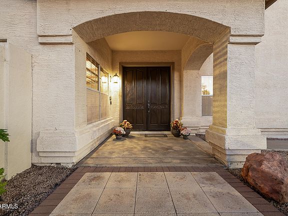5th image of 660 W MENDOZA Avenue