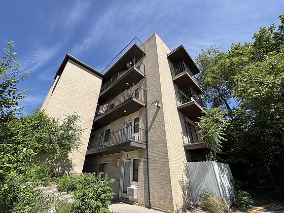 4th image of 599 N Darwin St #17942850
