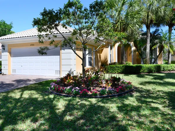 4703 Dovehill Drive, Palm Beach Gardens, FL 33418