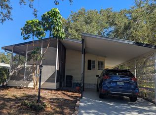 302 Choo Choo Ln #466, Valrico, FL 33594