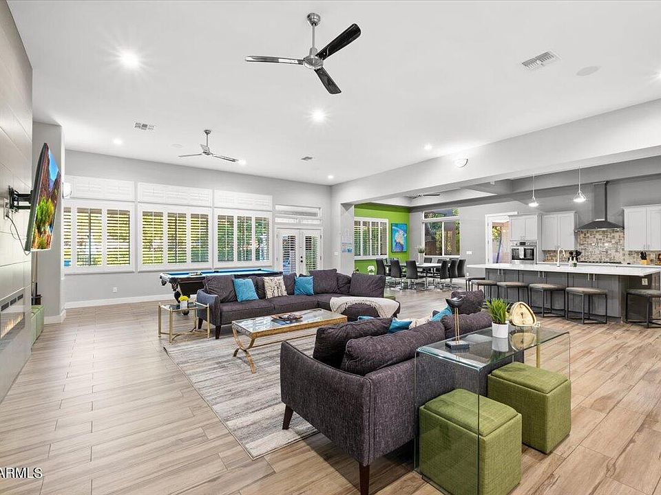 1st image of 13821 N CORAL GABLES Drive