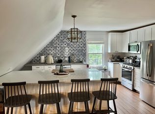 87 Winthrop St APT 3, Framingham, MA 01702