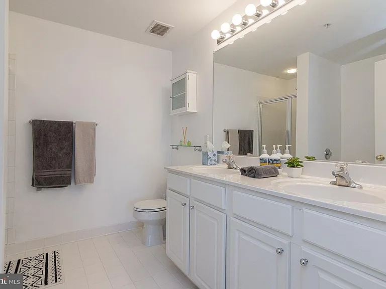4800 Coyle Rd #506 — Photo 8
