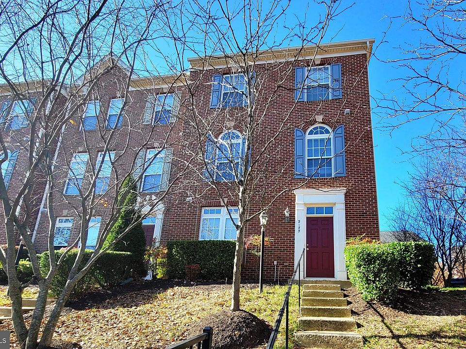1st image of 2177 Potomac Club Pkwy #12
