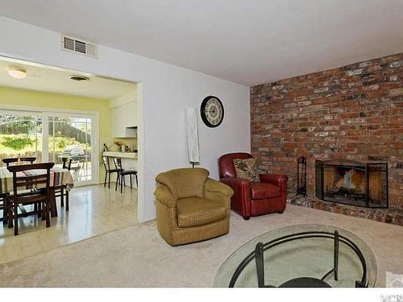 3rd image of 478 Heidelberg Ave