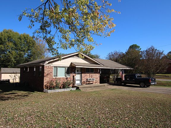2nd image of 300 W 18th St