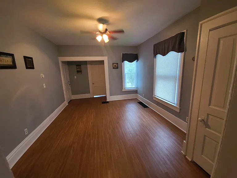 228 N Avon St #2 — Photo 18