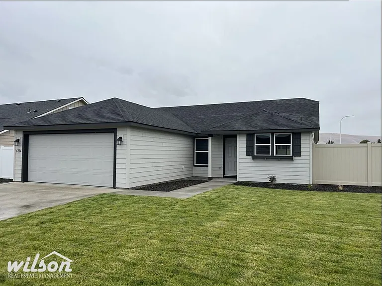 6114 Crown Crest Ave — Photo 1