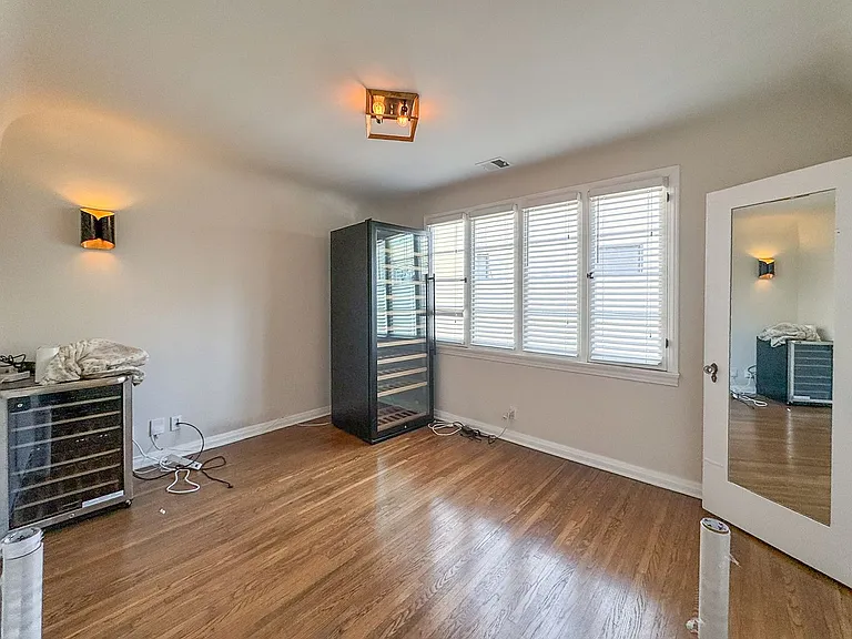 345 Westbourne Dr — Photo 27