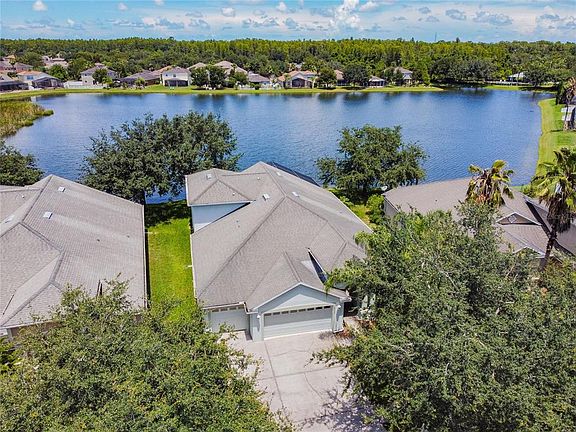 2nd image of 10555 Deerberry Dr