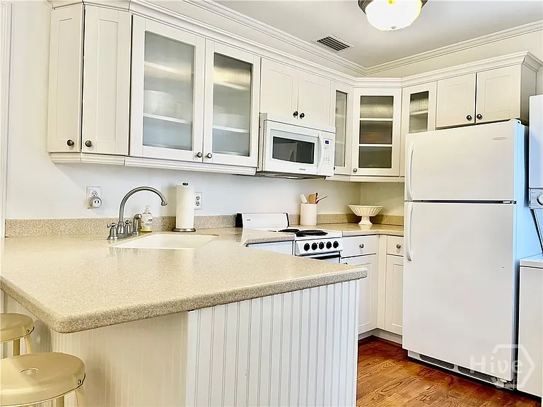 217 W Taylor St — Photo 7